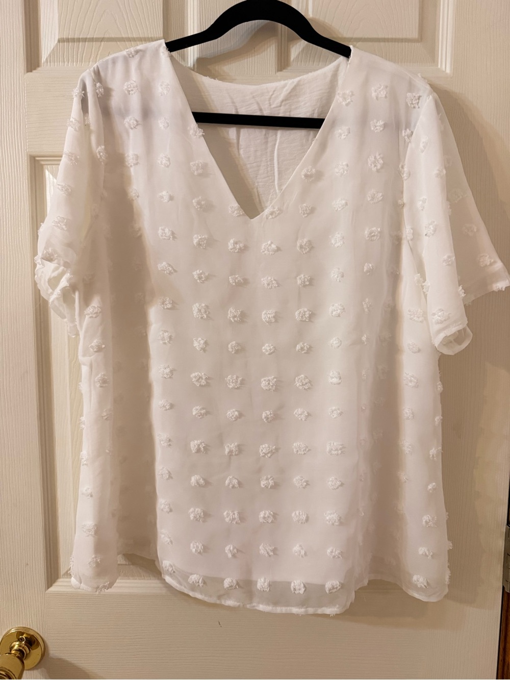 Women’s White Textured V-Neck Blouse